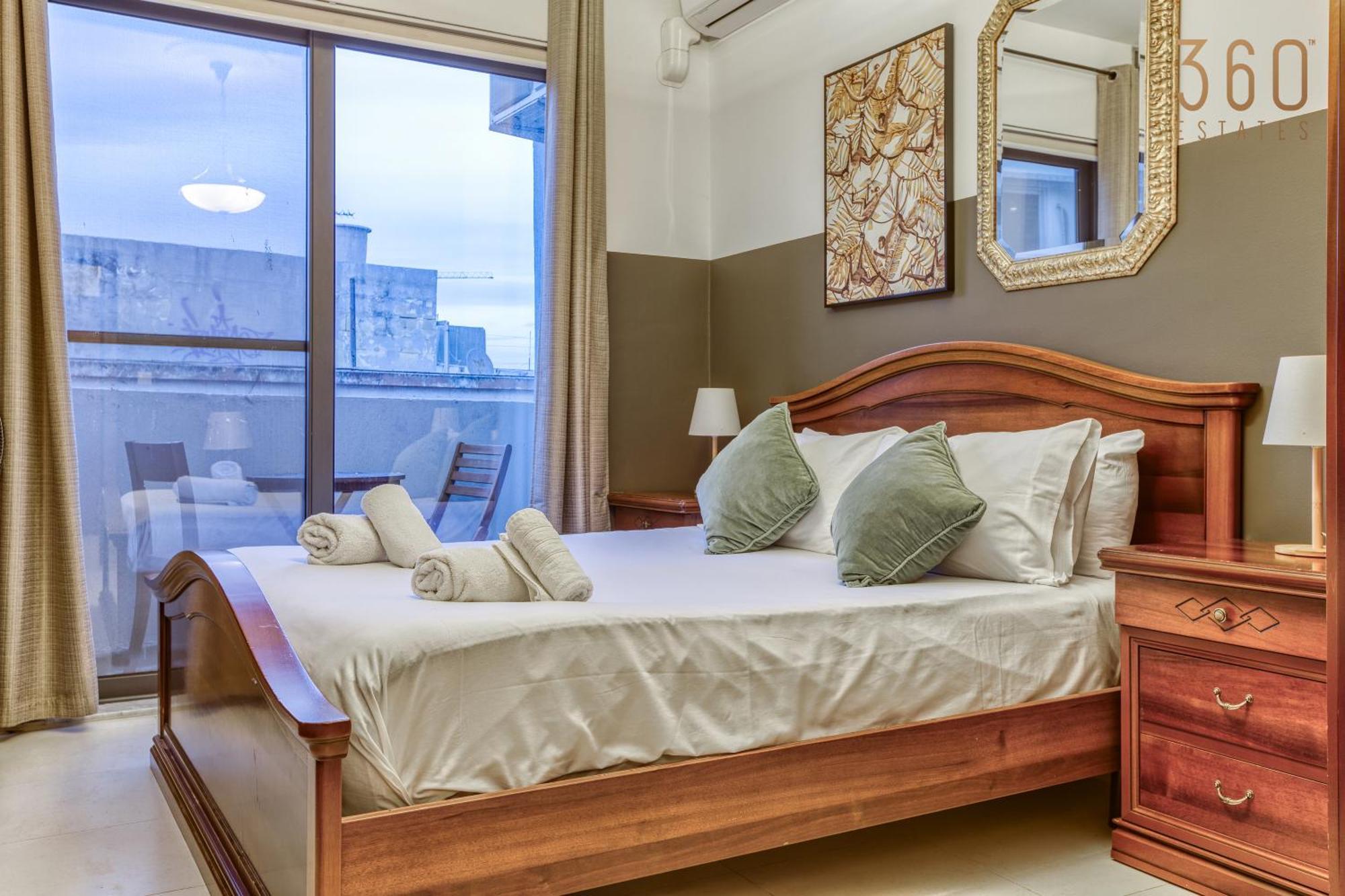 A Comfortable Apartment In The Heart Of Paceville Bt 360 Estates San Julián Exterior foto